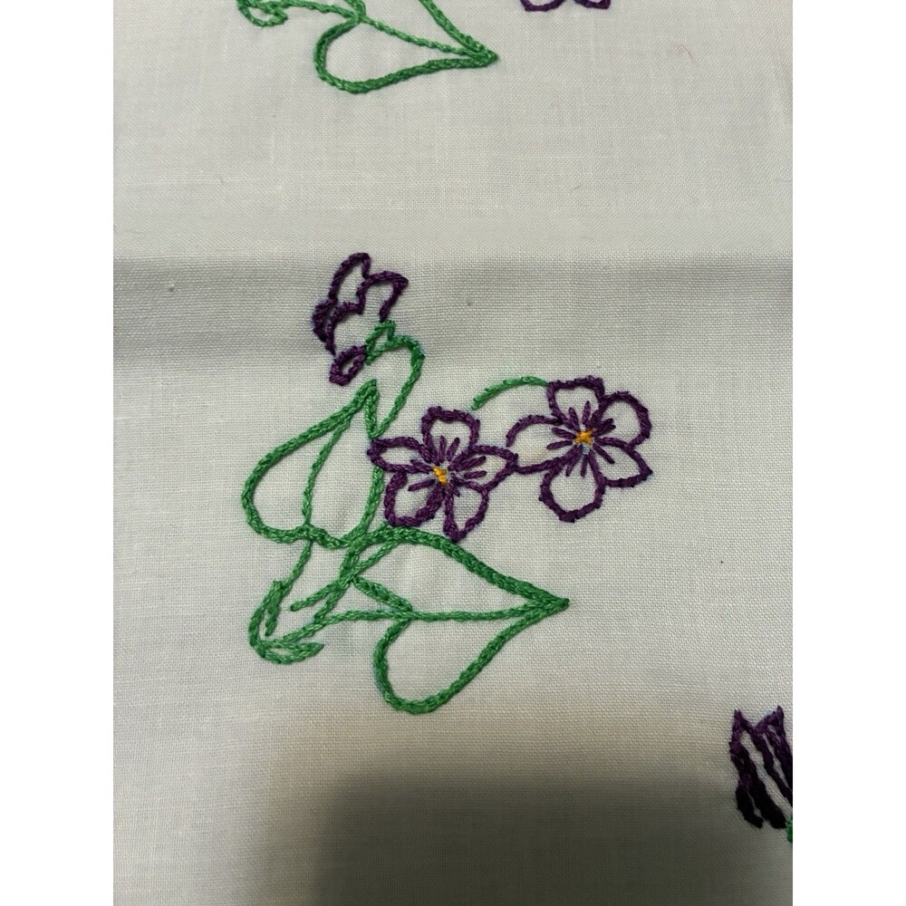 Vintage King size Embroidered Pillow Cases Purple Floral Cottagecore Lot Of 2 - Picture 4 of 8